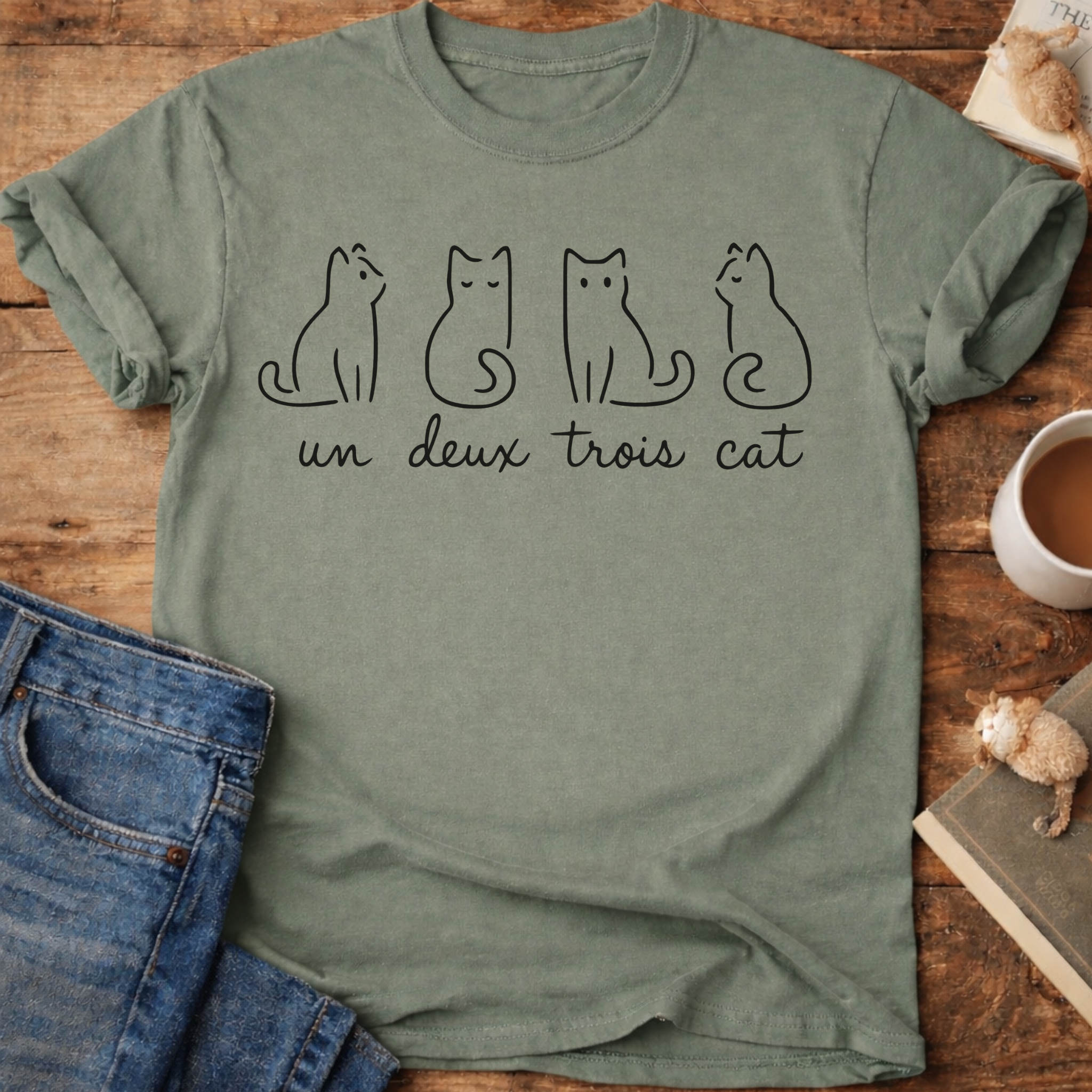 Un, Deux, Trois Cat T-Shirt