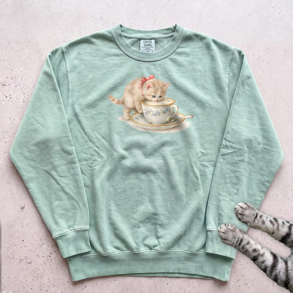 Cat in Teacup Sweatshirt - Light Green