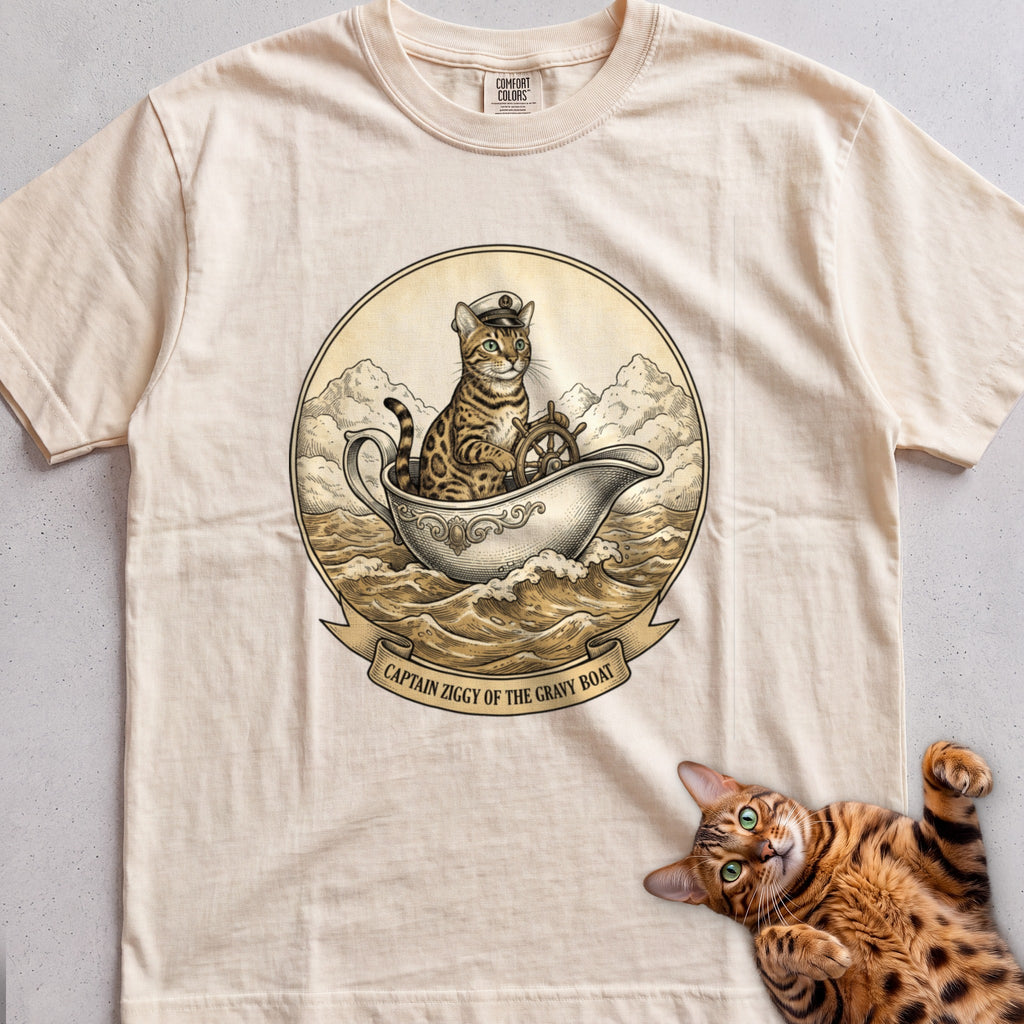 Personalized Gravy Boat Captain Cat T-Shirt - Ivory