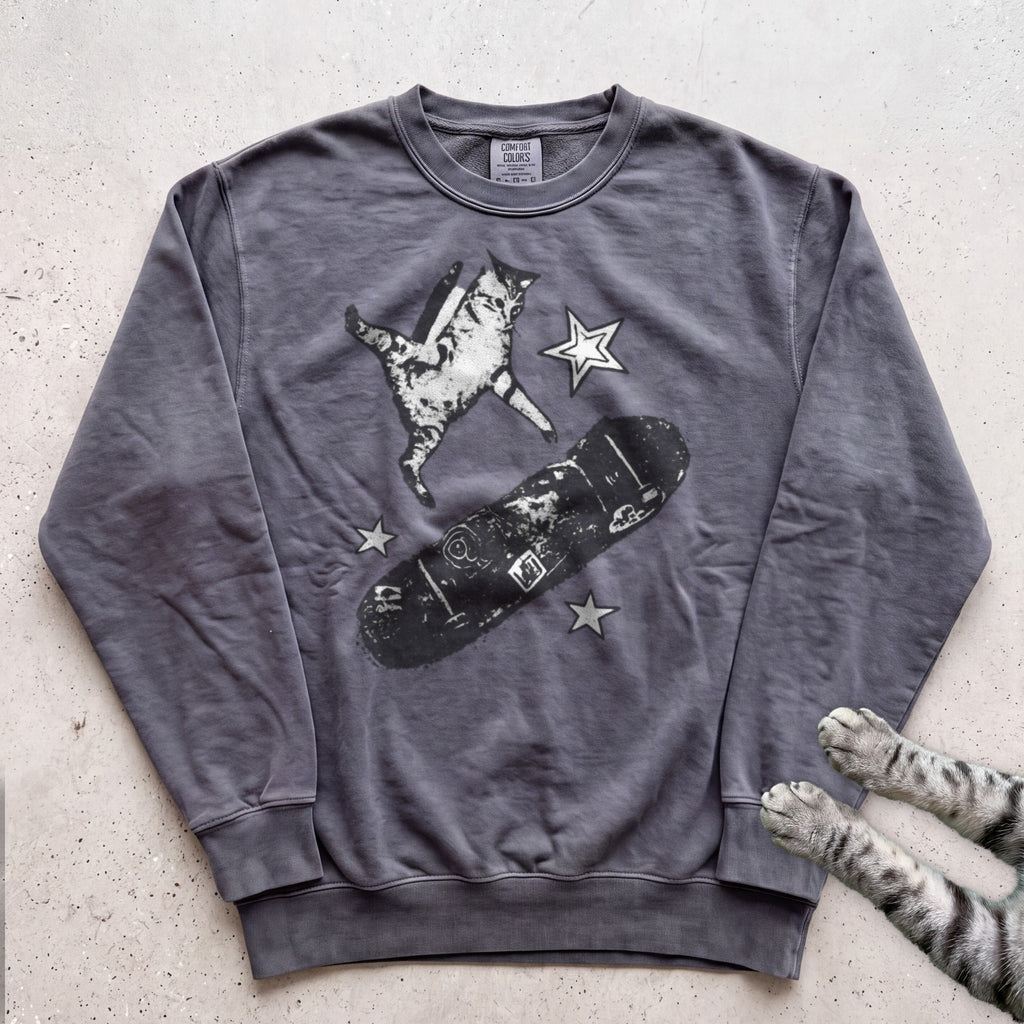 Skateboarding Cat Sweatshirt - Pepper
