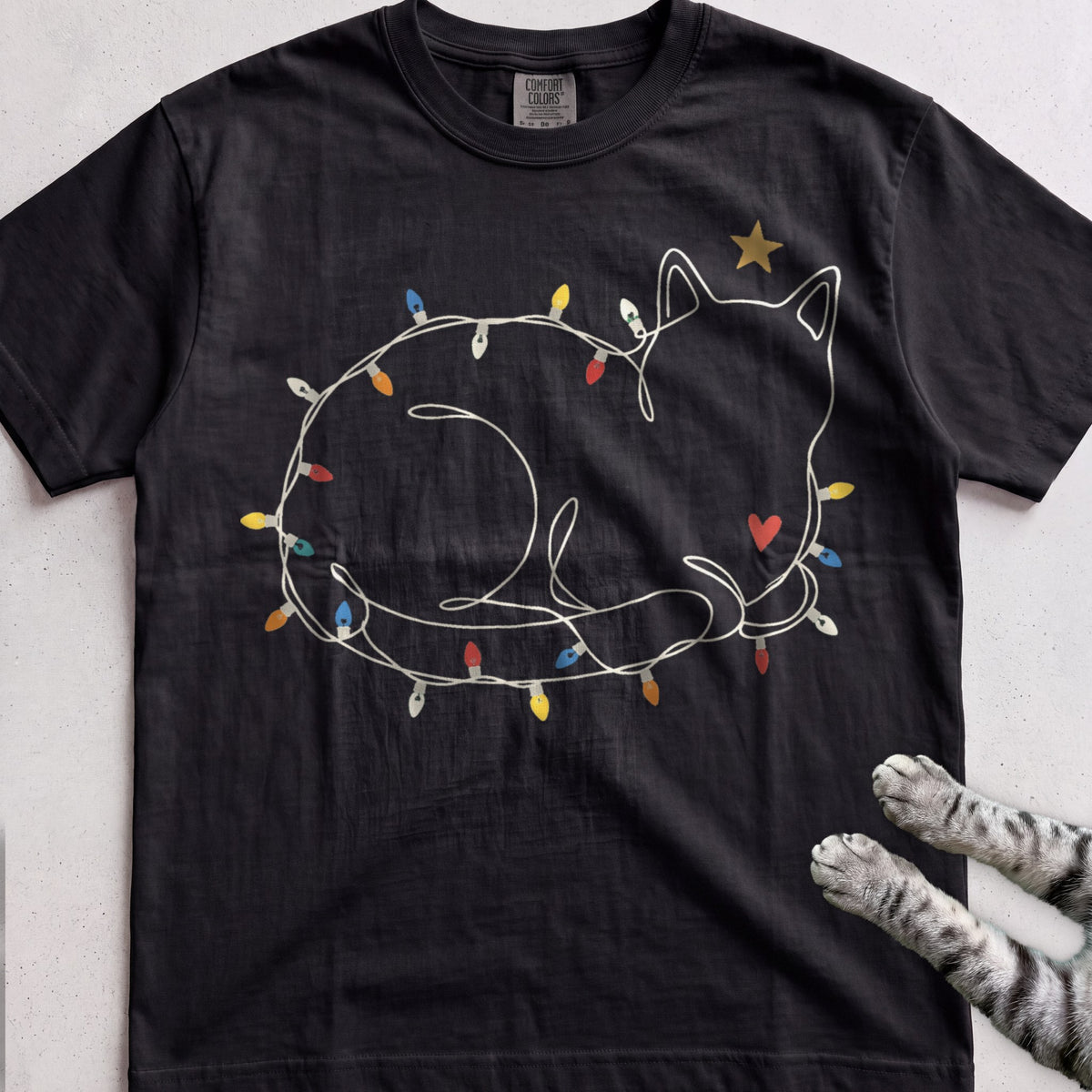 String Light Loaf Cat T-Shirt - Black