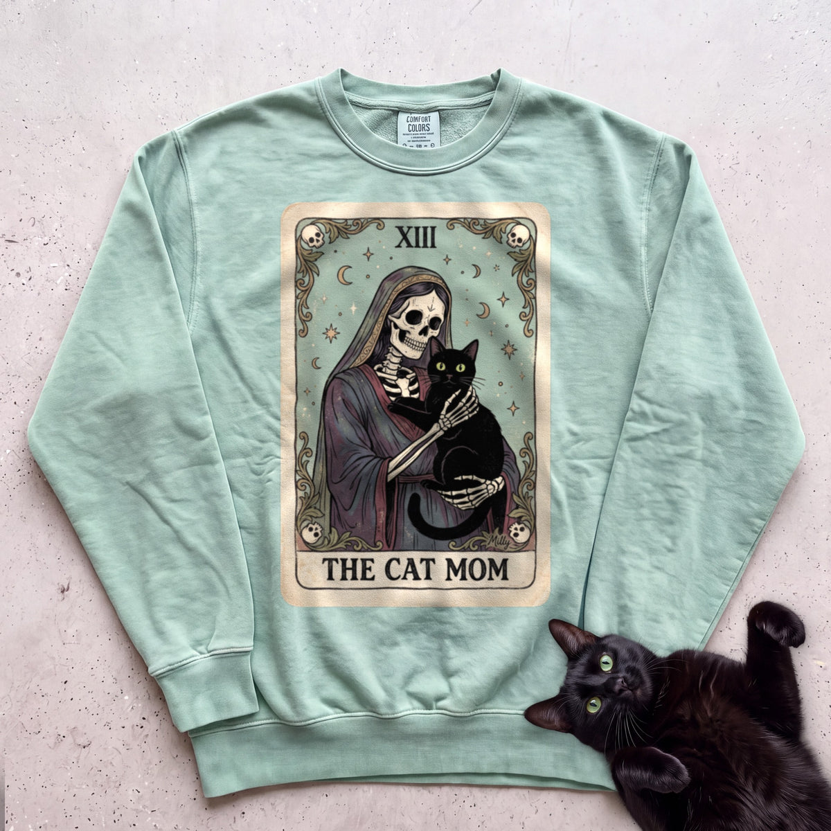Tarot 'The Cat Mom' Personalized Sweatshirt - Light Green