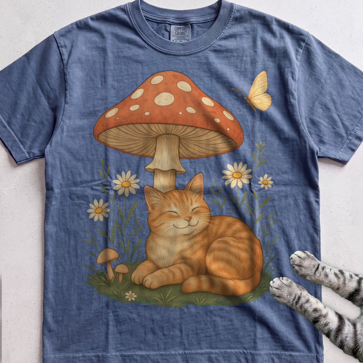 Cat Mushroom tee, Heather Navy