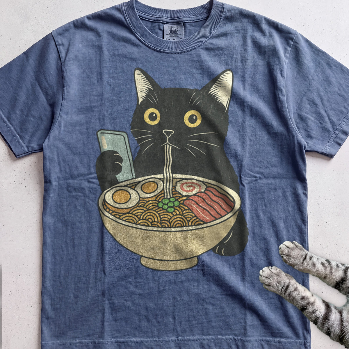 Ramen Date Cat tee, Heather Navy