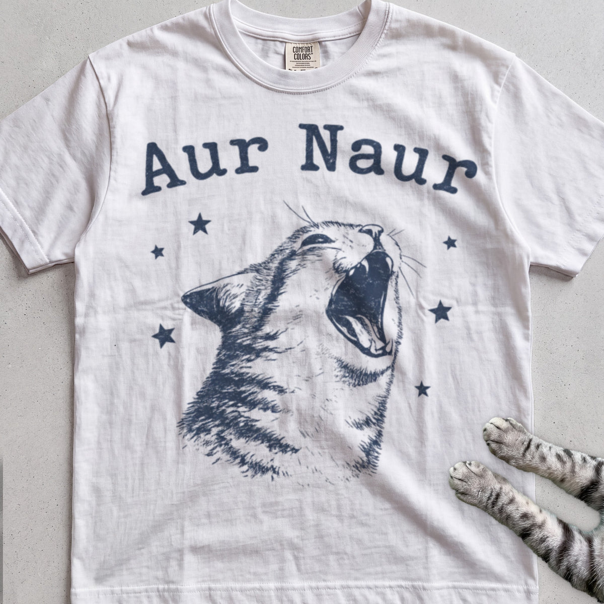 Aur Naur Cat Yawn tee, White
