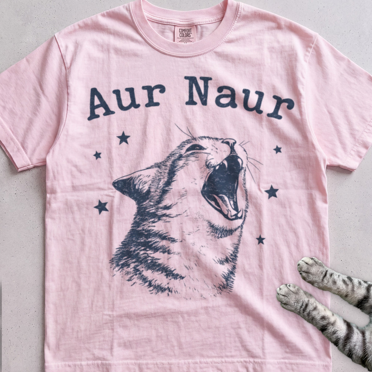 Aur Naur Cat Yawn tee, Light Pink