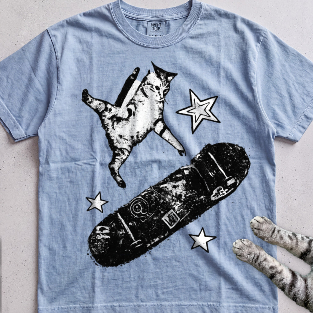 Skateboarding Cat tee, Light Blue