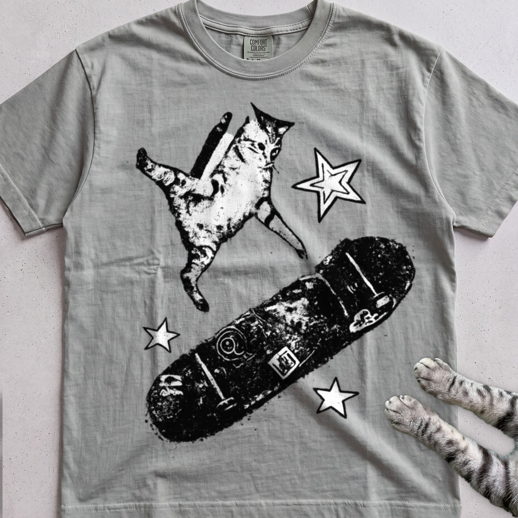 Skateboarding Cat tee, Sage
