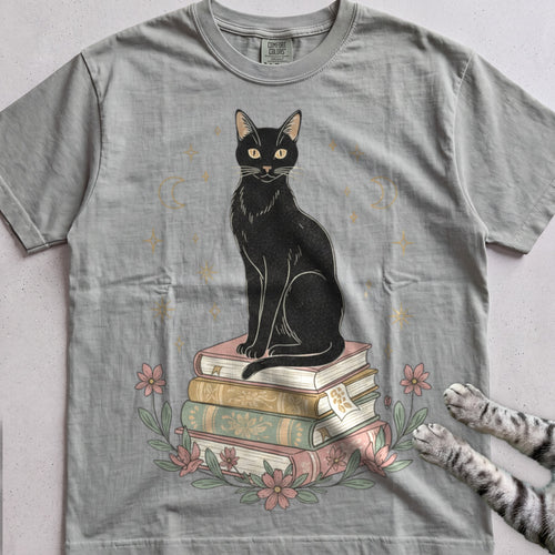 Black Cat on Books tee, Sage