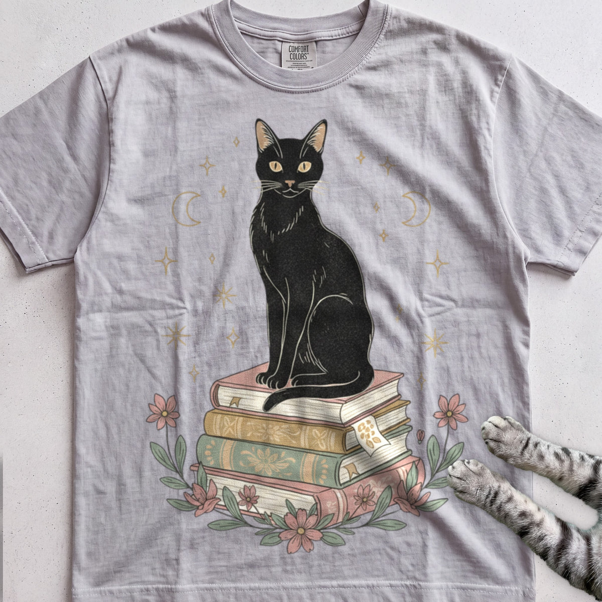 Black Cat on Books tee, Sport Grey