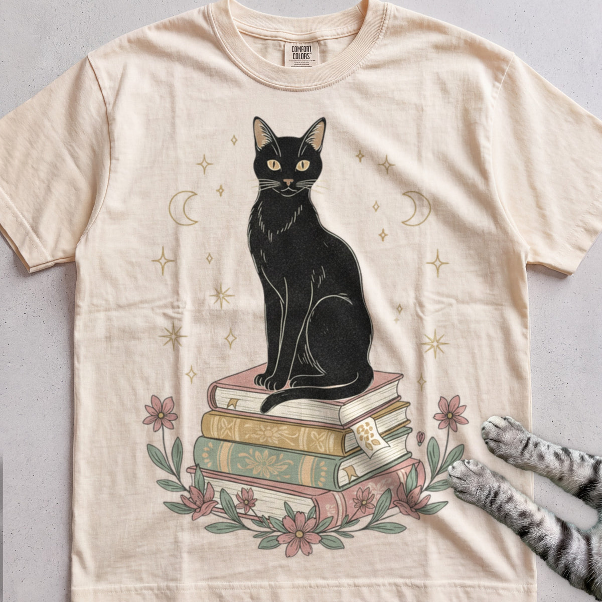 Black Cat on Books tee, Natural
