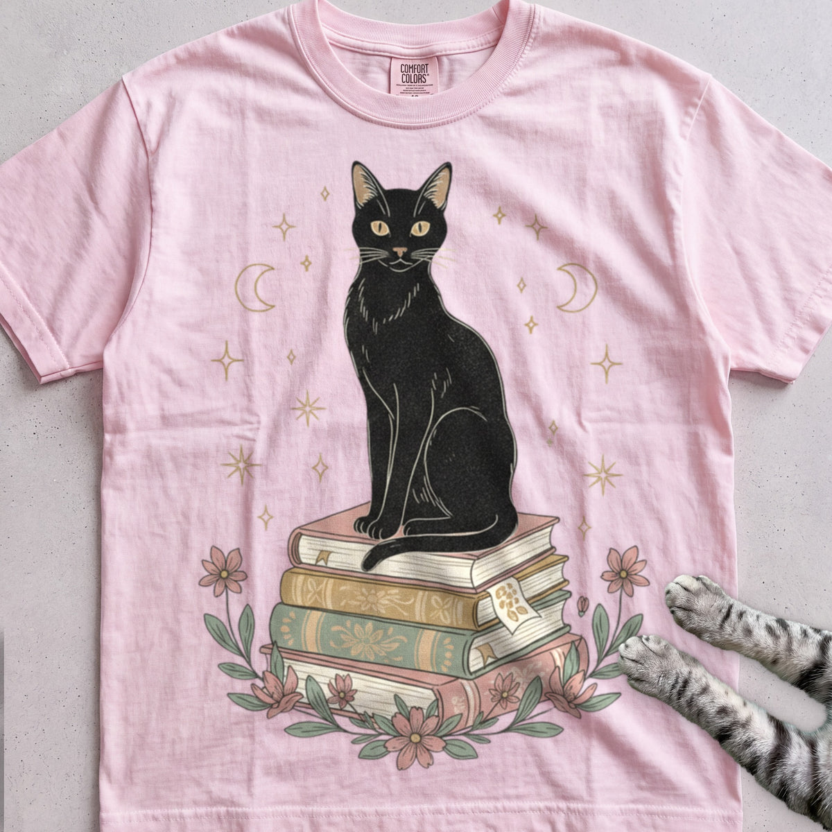 Black Cat on Books tee, Light Pink