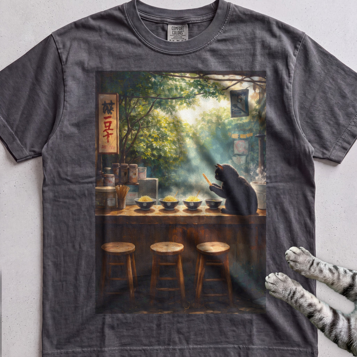 Vintage Cafe Cat tee, Dark Heather